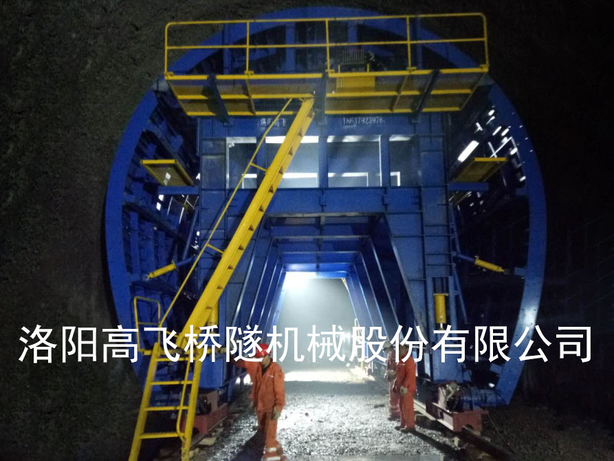 隧道二次襯砌與初襯的區(qū)別是什么？
